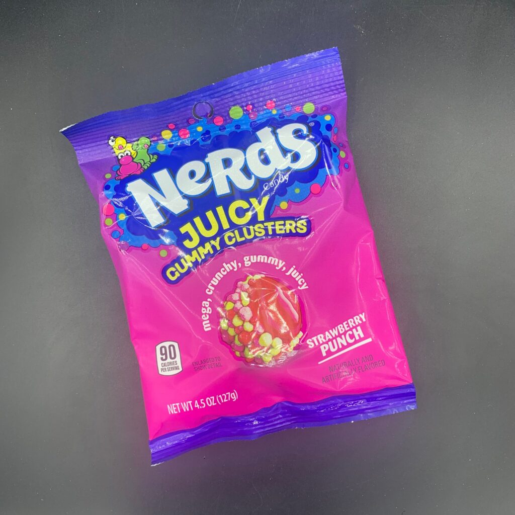 Nerds – Juicy Gummy Clusters, Strawberry Punch Flavour, 127g (USA)